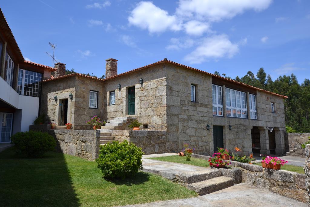 Gasthaus Quinta Do Sourinho Barcelos Exterior foto